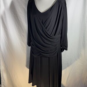 B-slim Sophisticated Black Long Sleeve Dress